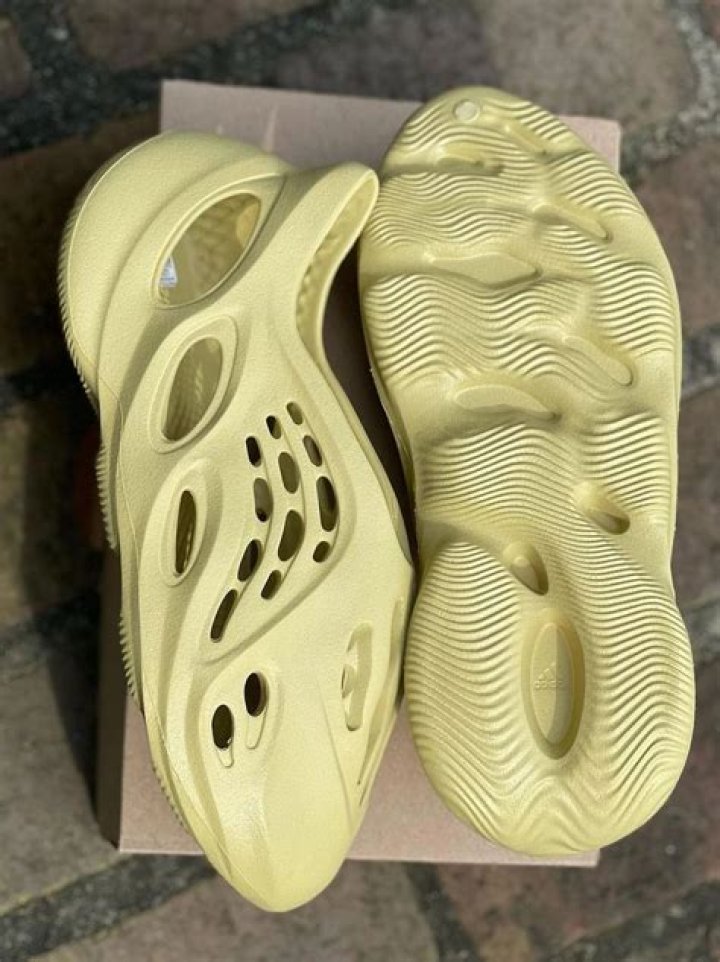 Adidas Yeezy Foam Runner 