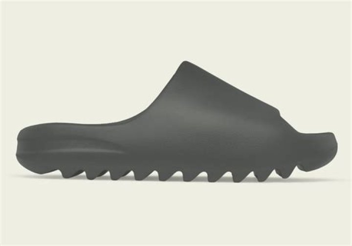 Adidas Yeezy Slides “Dark Onyx” Releasing Tomorrow