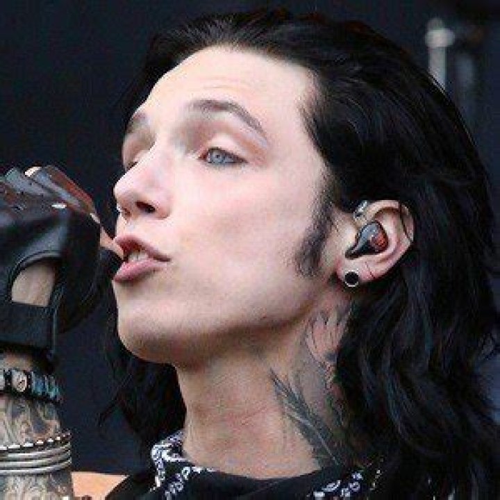 Andy Biersack (Rock Singer) - Age, Birthday, Bio, Facts, Family, Net Worth, Height & More