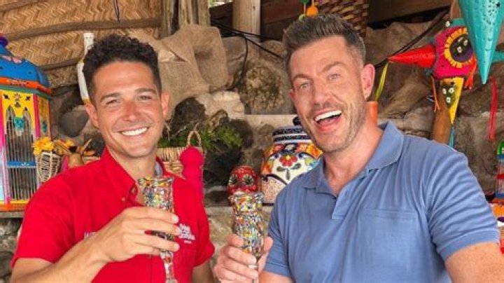 ‘Bachelor in Paradise’ Star Wells Adams Is Our New Favorite Bartender!