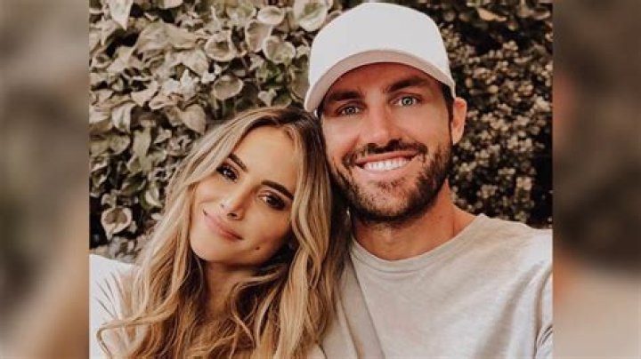 ‘Bachelor’ Star Amanda Stanton’s Boyfriend Confirms They’ve Split After Nearly a Year
