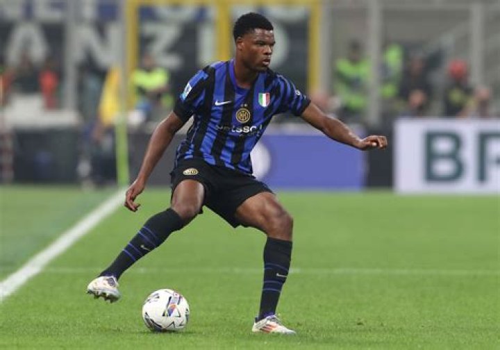 Denzel Dumfries (Soccer Player) - อายุ วันเกิด ชีวประวัติ ข้อเท็จจริง ครอบครัว มูลค่าสุทธิ ส่วนสูง & อื่นๆ