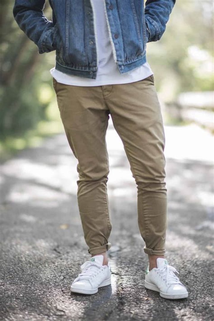 Does black shirt match khaki pants