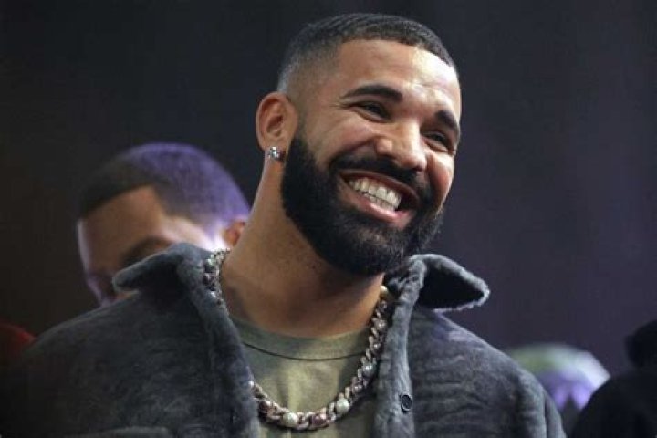 Drake Labels Himself A 