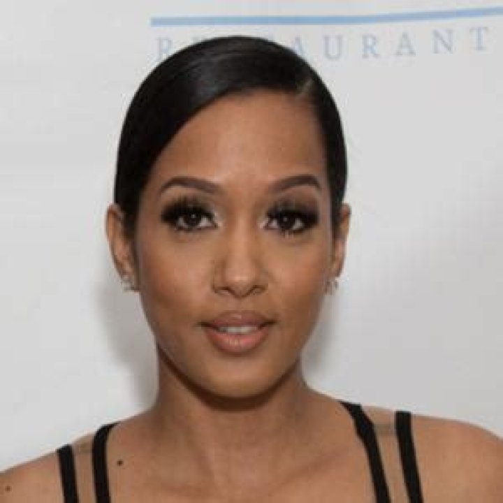 Estelita Quintero (Model) - Age, Birthday, Bio, Facts, Family, Net Worth, Height & More