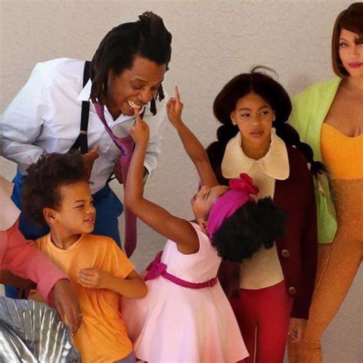 G Herbo & Taina Williams Dress Up As Jay-Z & Beyoncé For Halloween