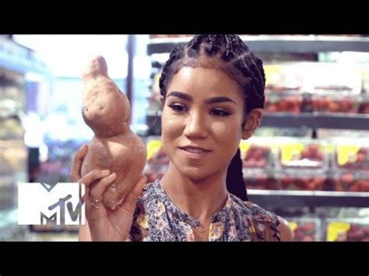 Jhene Aiko Speaks On 