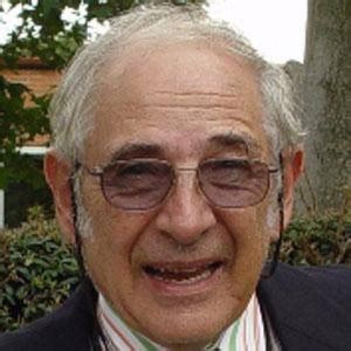 John Searle (Philosopher) - Age, Birthday, Bio, Facts, Family, Net Worth, Height & More