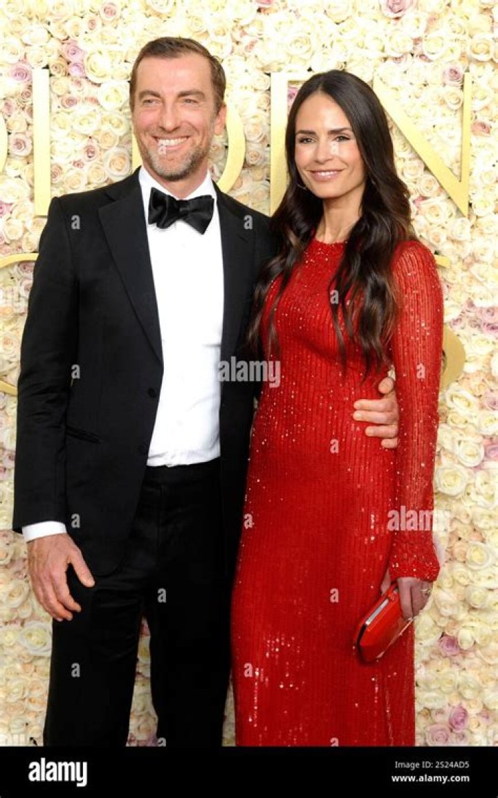Jordana Brewster: Husband, net worth, tattoos, smoking & body measurements
