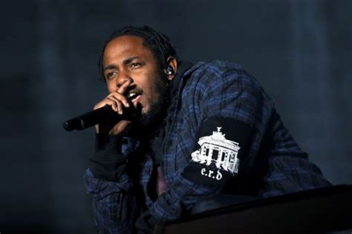 Kendrick Lamar Unloads On Drake & J. Cole With 