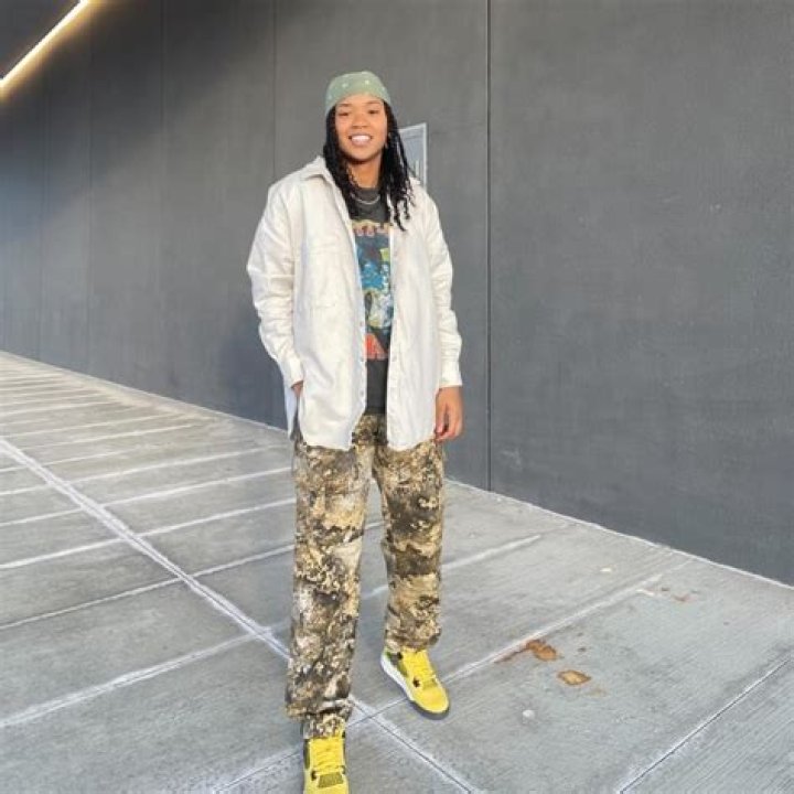 Kiara Russell (Baseball Player) - Age, Birthday, Bio, Facts, Family, Net Worth, Height & More