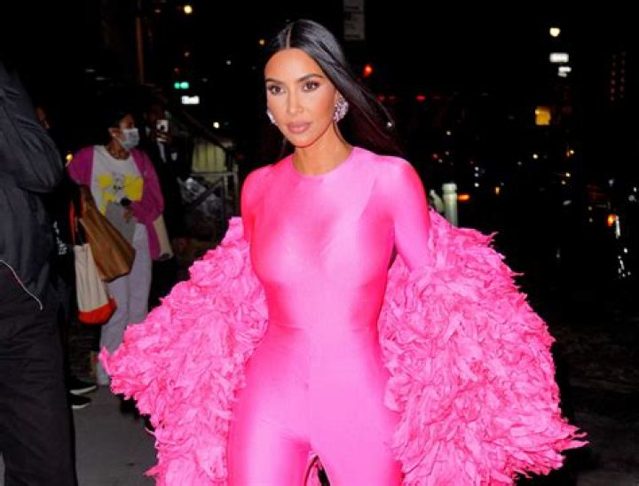 Kim Kardashian's Black SKIMS Thirst Trap Has Her Ready To Date Her Reflection