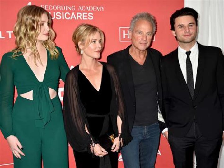 Kristen Messner Bio-Wiki, Age, Family,Lindsey Buckingham And Networth
