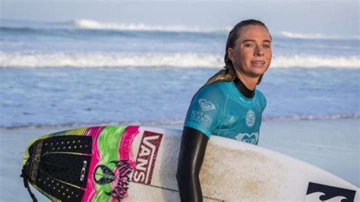 Macy-Jane Callaghan (Surfer) - Age, Birthday, Bio, Facts, Family, Net Worth, Height & More