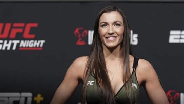 Montana De La Rosa Biography, Age, Height, Husband, Net Worth, Family