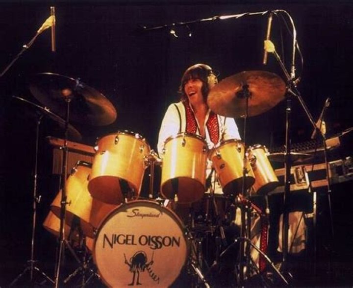Nigel Olsson (Drummer) - Age, Birthday, Bio, Facts, Family, Net Worth, Height & More