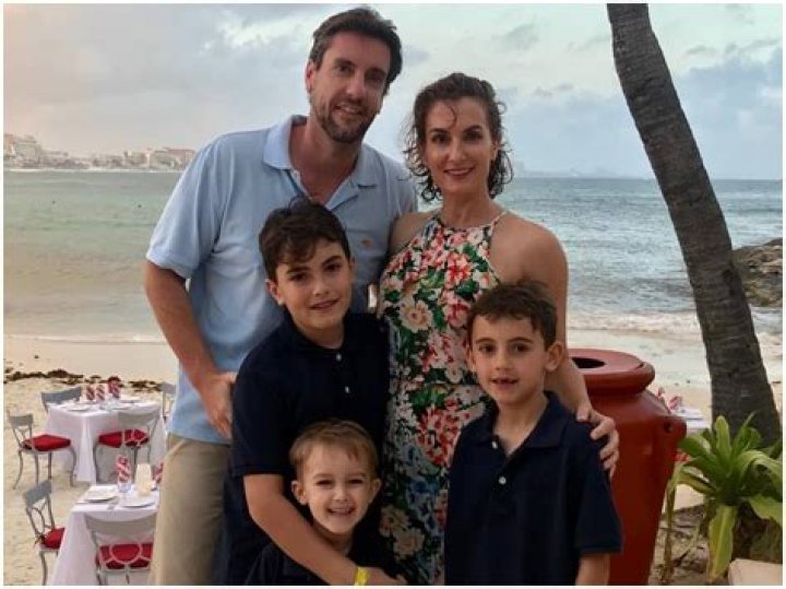 Pablo Lara Biography, Age, Height, Wife, Net Worth, Family