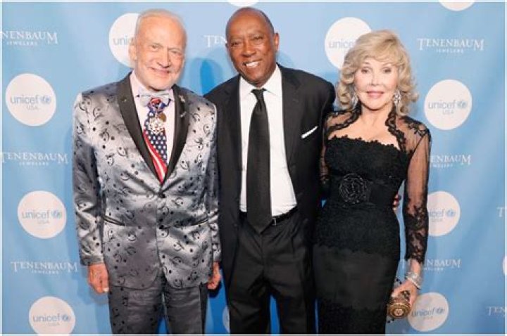 Sylvester Turner Biography, Age, Height, Wife, Net Worth, Family