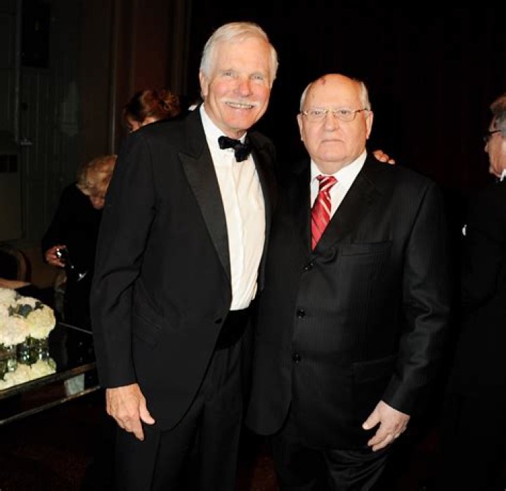 Ted Turner Biography, Age, Height, Wife, Net Worth, Family