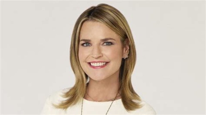 What is the salary of Savannah Guthrie?