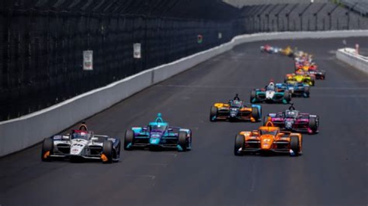 What time does the Indy 500 start on Sunday?