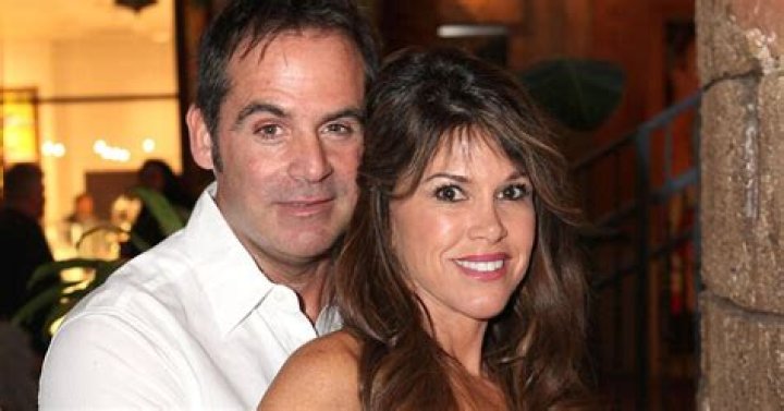 Why did Lynne and Frank get divorced?
